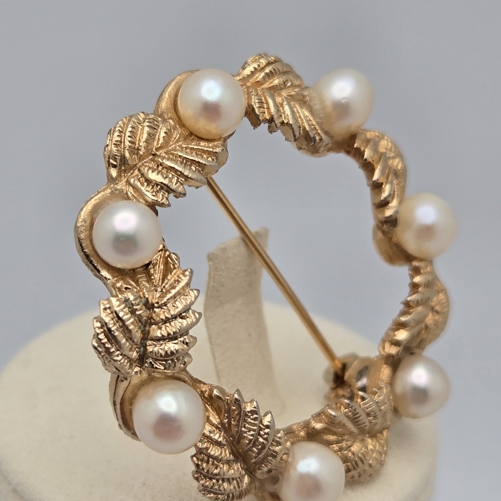 Charel Pearl Leaf Circle Brooch Designer Vintage Gold Fresh Water Pin - Picture 3 of 10